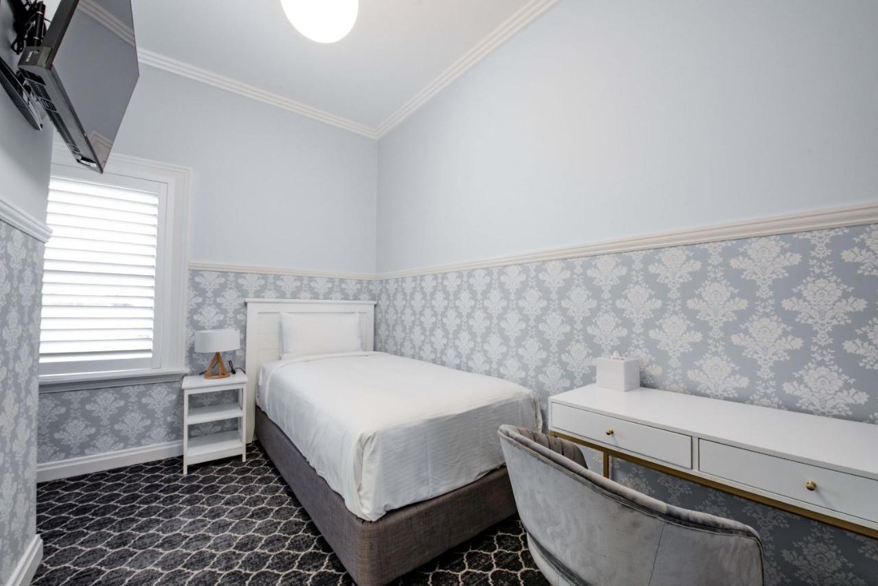 Bankstown Hotel Esterno foto